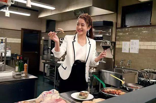 时尚餐厅-餐厅时尚名字大全(图7) 餐厅时尚名字大全_餐厅时尚桌椅_时尚餐厅