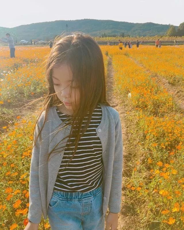 时尚纸娃娃-娃娃纸样(图116) 娃娃纸样_时尚纸娃娃_娃娃纸娃娃