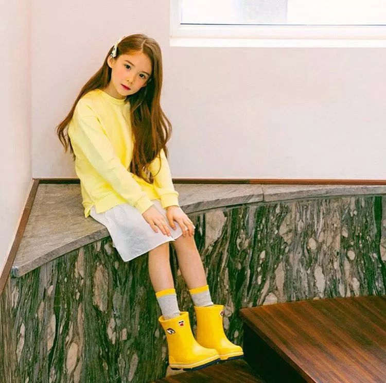 时尚纸娃娃-娃娃纸样(图136) 娃娃纸样_娃娃纸娃娃_时尚纸娃娃