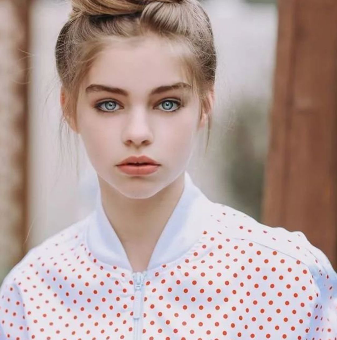 时尚纸娃娃-娃娃纸样(图139) 时尚纸娃娃_娃娃纸样_娃娃纸娃娃