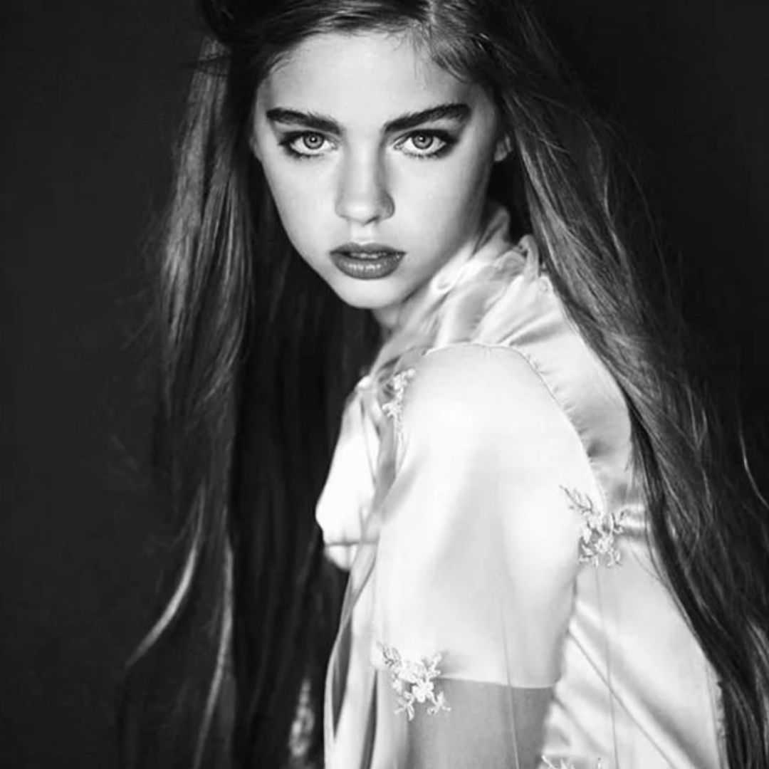 时尚纸娃娃-娃娃纸样(图144) 时尚纸娃娃_娃娃纸样_娃娃纸娃娃