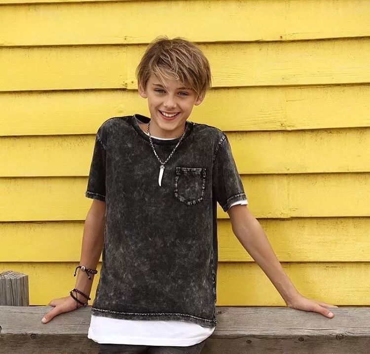 时尚纸娃娃-娃娃纸样(图89) 娃娃纸样_时尚纸娃娃_娃娃纸娃娃