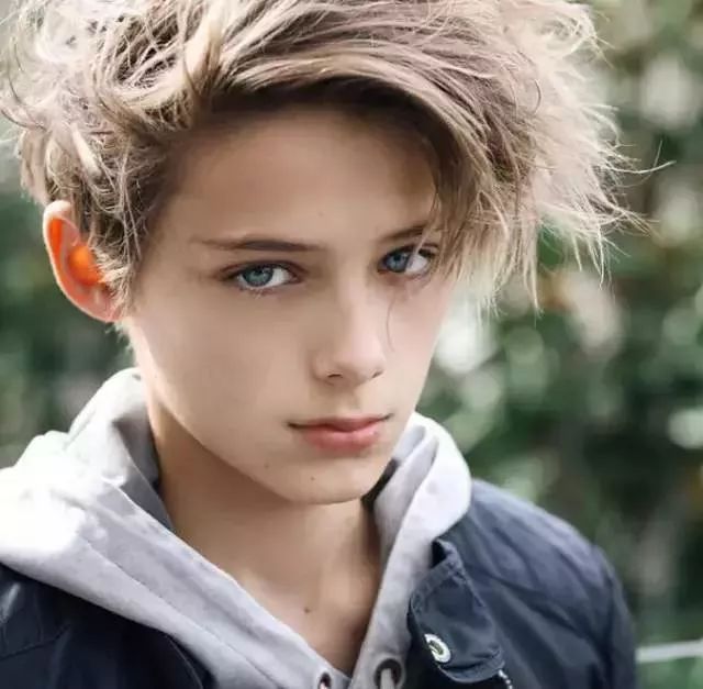 时尚纸娃娃-娃娃纸样(图92) 时尚纸娃娃_娃娃纸娃娃_娃娃纸样