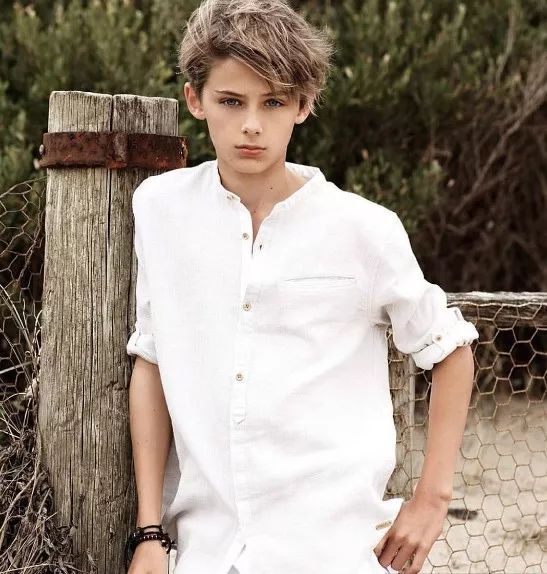 时尚纸娃娃-娃娃纸样(图93) 时尚纸娃娃_娃娃纸娃娃_娃娃纸样