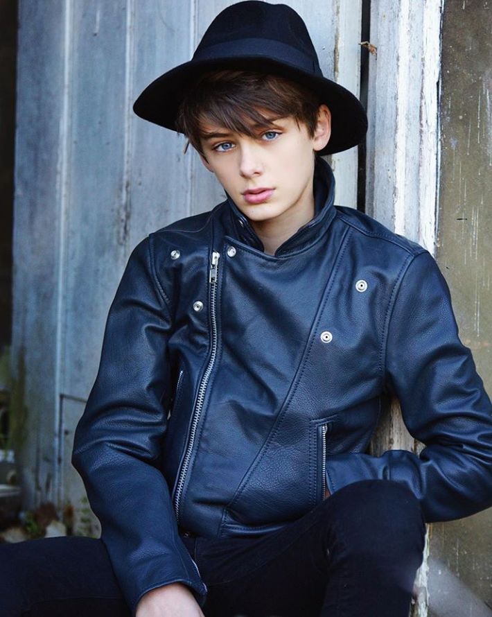 时尚纸娃娃-娃娃纸样(图95) 娃娃纸样_娃娃纸娃娃_时尚纸娃娃