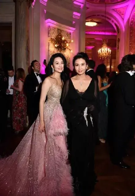 时尚造型师张进-造型时尚师进张店怎么样(图20) 时尚造型师张进资料_造型时尚师进张店怎么样_时尚造型师张进