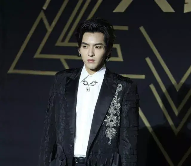 时尚造型师张进-造型时尚师进张店怎么样(图28) 时尚造型师张进_时尚造型师张进资料_造型时尚师进张店怎么样