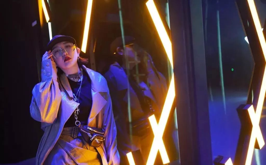 微胖时尚博主-微博十大知名时尚博主(图7) 微博十大知名时尚博主_微胖时尚博主_微博时尚博主男排名