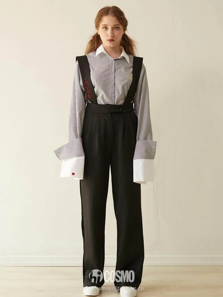 穿背带裤上学_学生气背带裤如何穿才时尚_穿背带裤扎什么头发好看学生