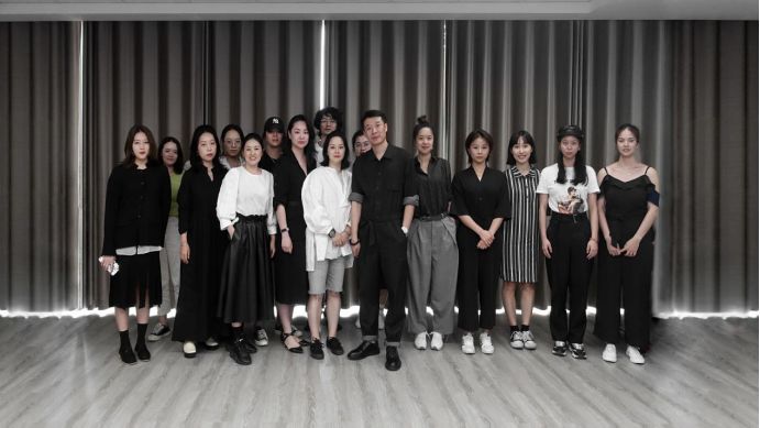 武汉潮流买手店_武汉时尚买手培训_武汉hch买手店