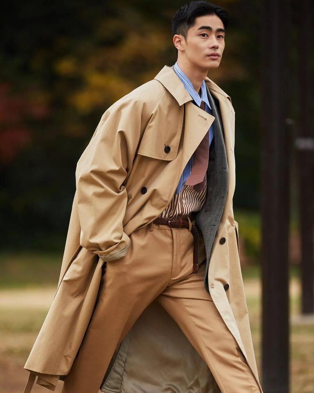 50年代意大利时尚-意大利时装秀(图22) 意大利时装秀_50年代意大利时尚_意大利时装杂志