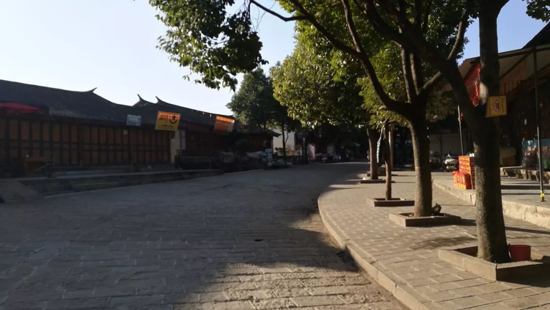 剑川沙溪古镇旅游攻略-剑川沙溪古镇门票多少钱(图5) 剑川沙溪古镇门票多少钱_剑川沙溪古镇旅游攻略_云南剑川沙溪古镇特产