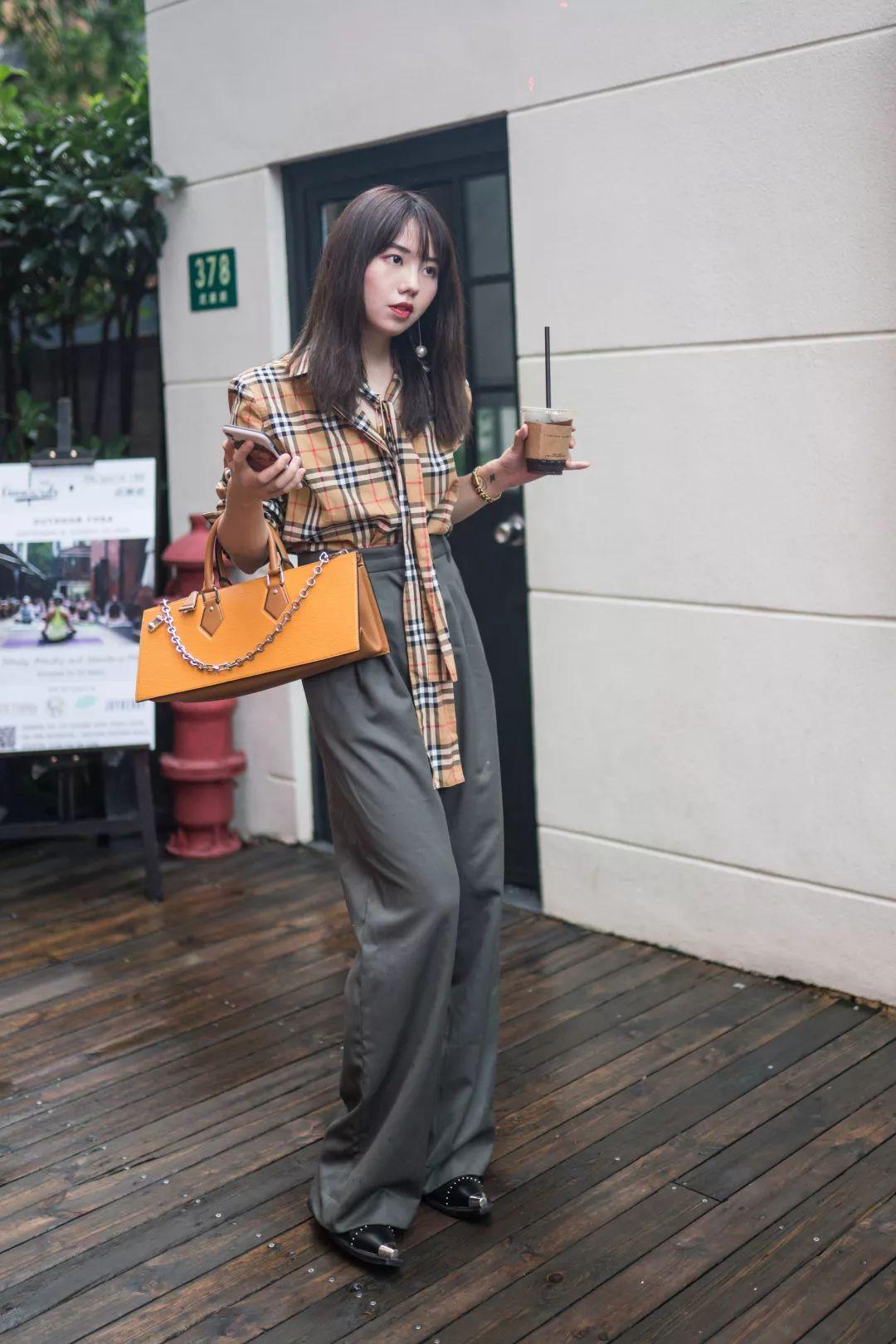 时尚白领丽人_白领丽人是什么牌子_白领丽人服装品牌