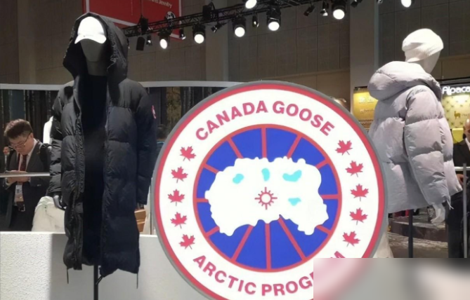 高档时尚羽绒服_高档羽绒服_高档羽绒服时尚款