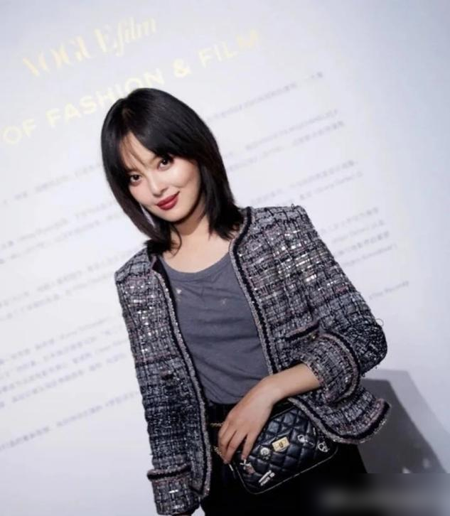 短发时尚发型女_短发时尚洋气图片女_时尚洋气短发图片