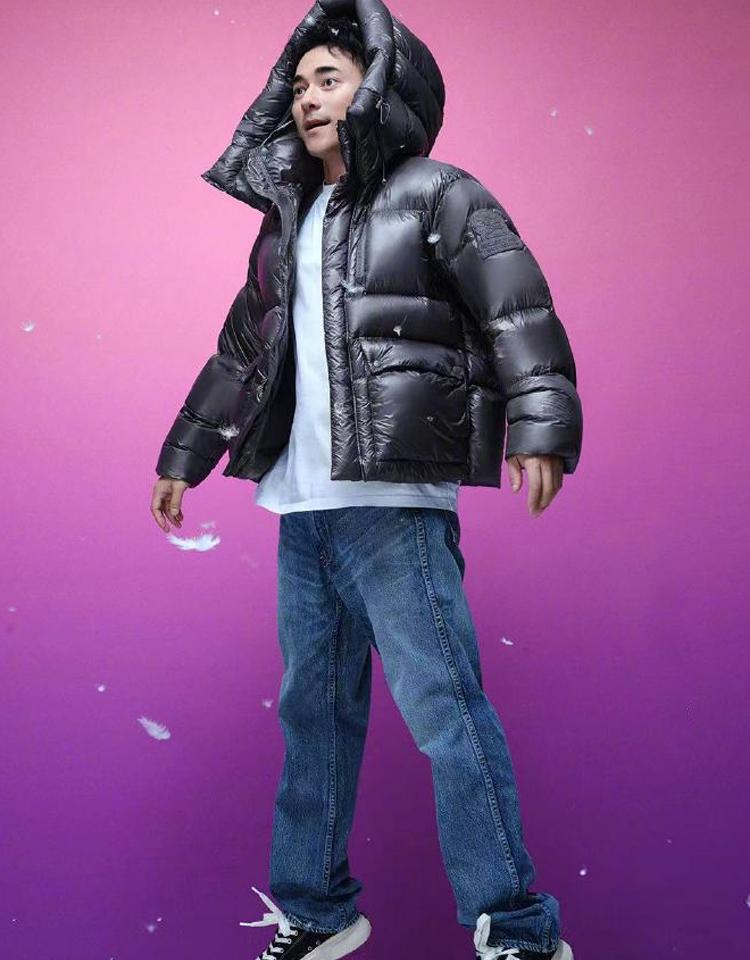 高档羽绒服时尚图片_高档时尚羽绒服_高档羽绒服时尚品牌