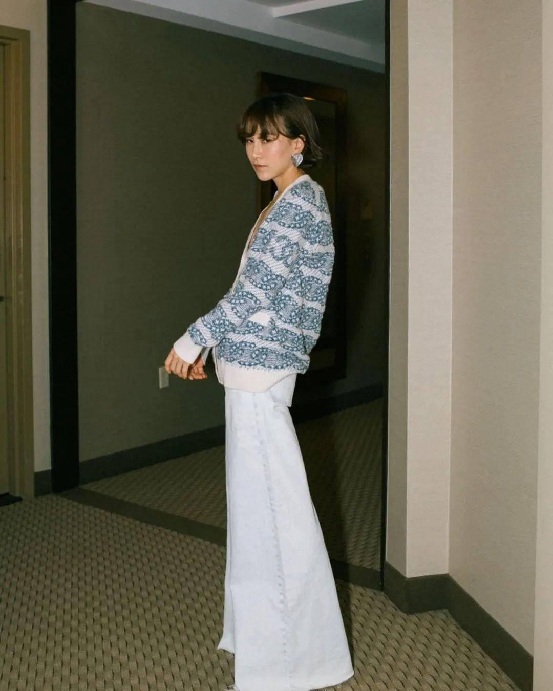 牛仔裤 时尚-牛仔时尚裤装女(图44) 牛仔时尚裤装女_牛仔裤 时尚_时尚潮流牛仔裤