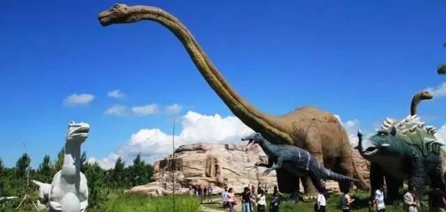 哈尔滨至伊春旅游攻略_哈尔滨到伊春旅游攻略_哈尔滨到伊春旅游路线