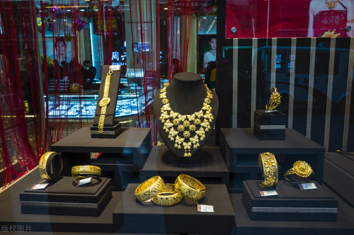 女士饰品店_时尚女生饰品连锁店_女生饰品店比较有名的