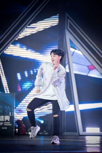 qq炫舞时尚舞蹈大赛的全国总决赛_2020年炫舞比赛视频_qq炫舞比赛视频2018