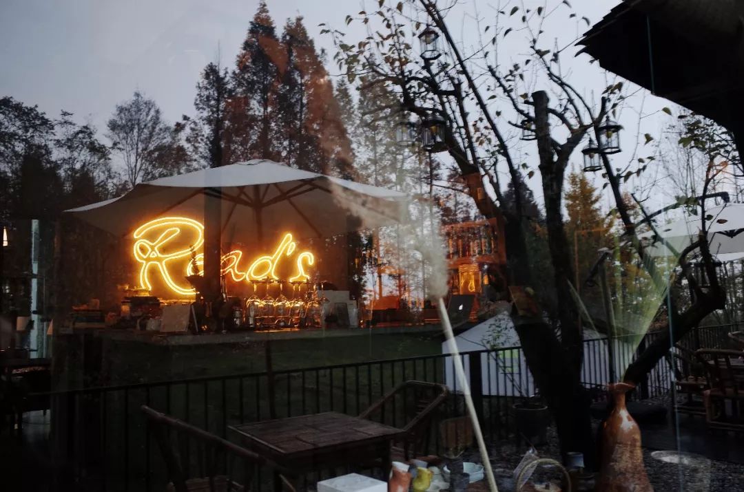 时尚好管家杂志_管家的时尚称谓_管家时髦词