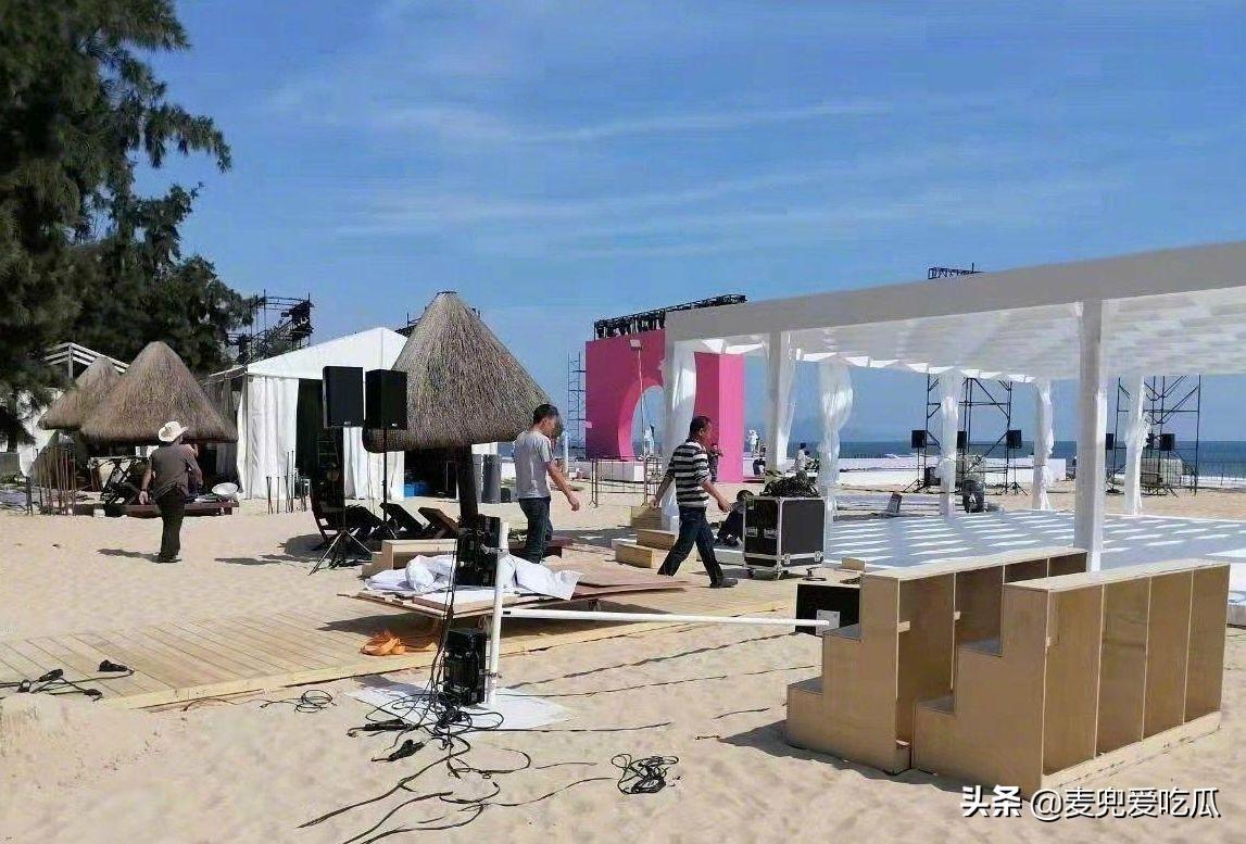 时尚盛典白敬亭_白敬亭时尚_白敬亭时尚大片