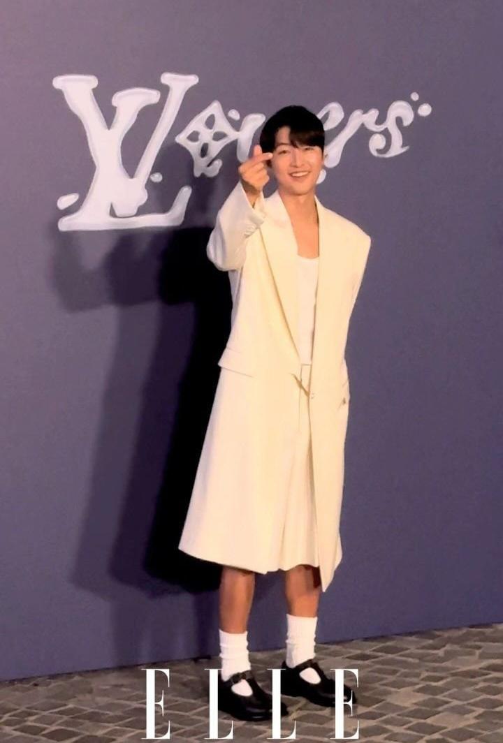 时尚盛典白敬亭_白敬亭时尚芭莎红毯_白敬亭活动现场