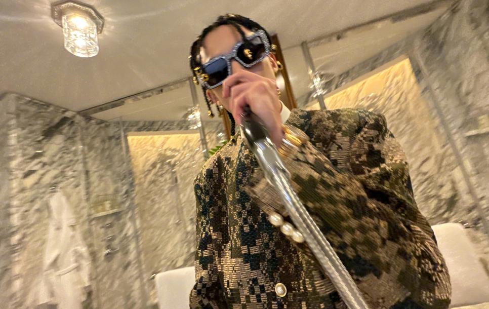 白敬亭时尚芭莎红毯_时尚盛典白敬亭_白敬亭活动现场