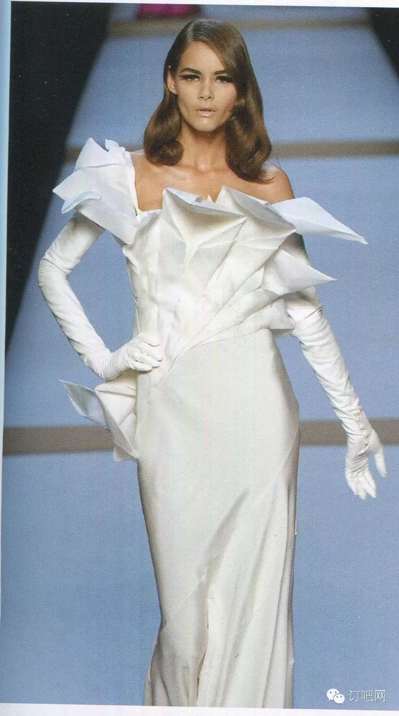 女士时尚手包_女士时尚手包图片大全_女士时尚手包品牌