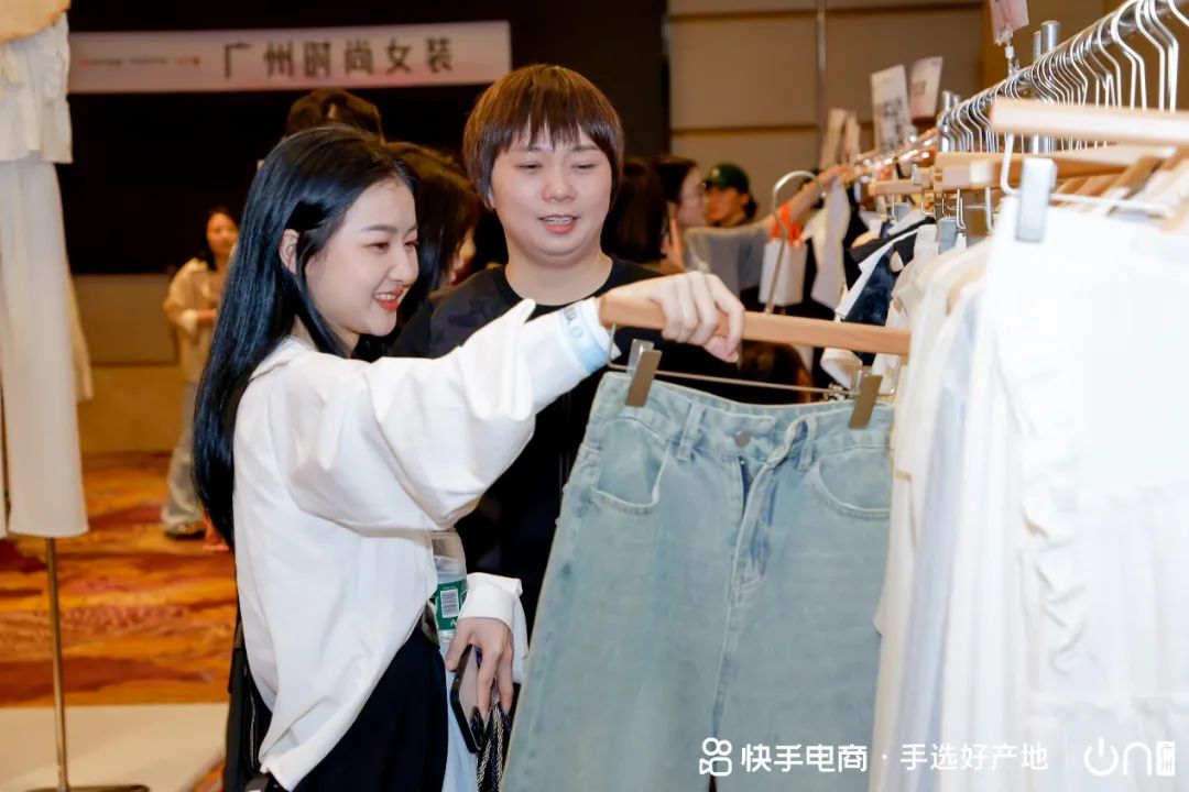 深圳市时尚货架有限公司_深圳时尚货架_深圳型货架厂