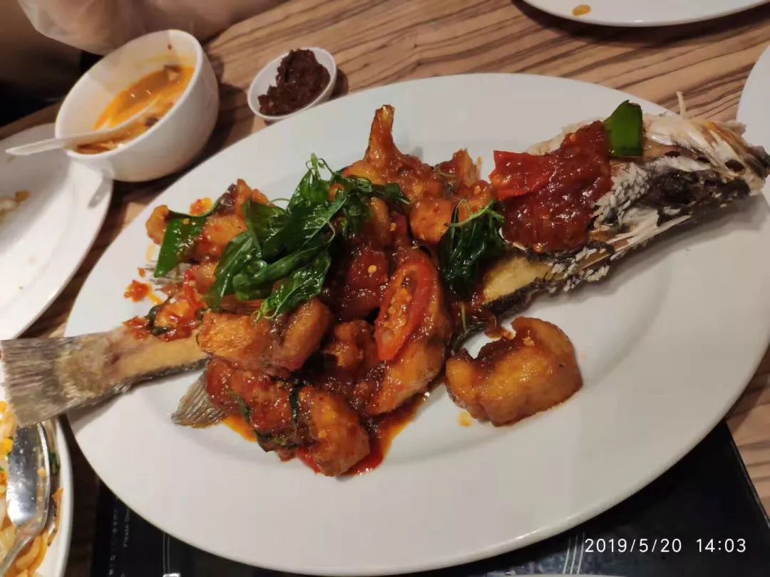 泰国的夜景_泰国五天四夜旅游攻略_泰国攻略夜旅游天气怎么样