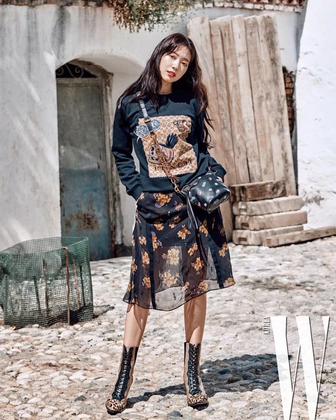 卡通图案卫衣时尚-卡通服装效果图(图21) 卡通服装效果图_卡通图案卫衣时尚_卡通服装图片手绘