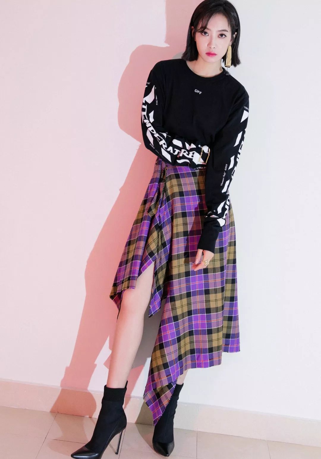 卡通图案卫衣时尚-卡通服装效果图(图23) 卡通服装图片手绘_卡通图案卫衣时尚_卡通服装效果图