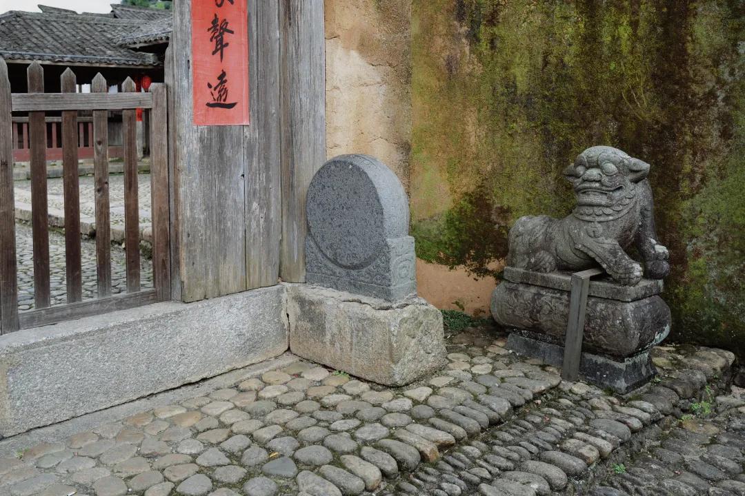 龙岩山国家森林公园_龙岩的山_龙岩冠豸山旅游攻略