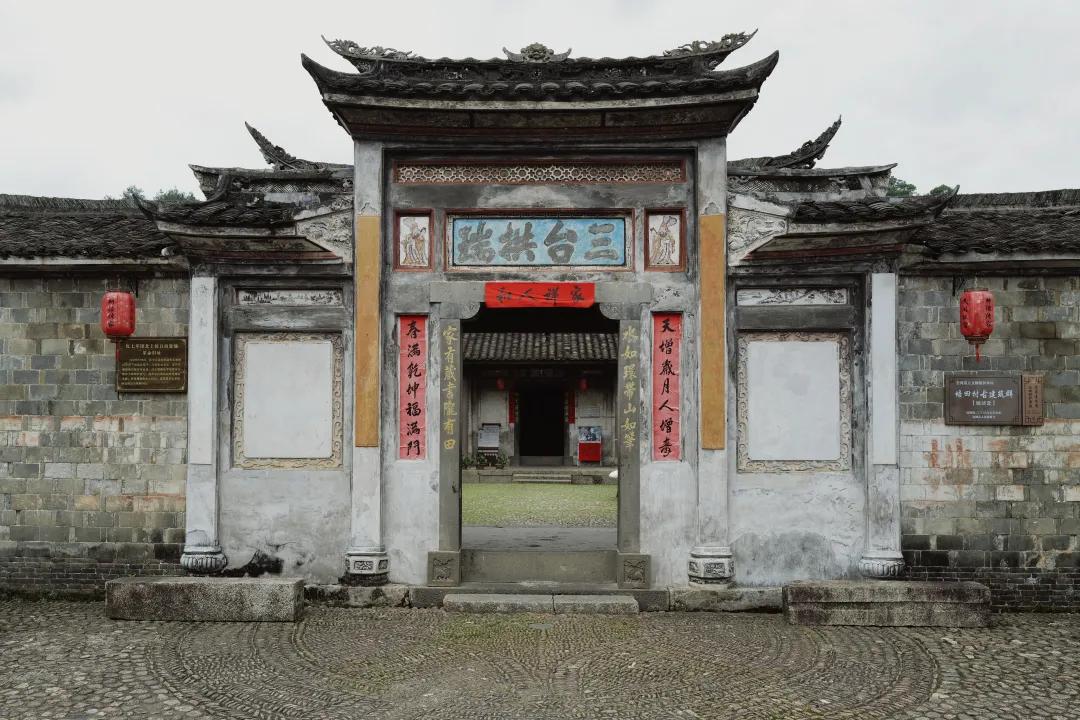 龙岩冠豸山旅游攻略_龙岩的山_龙岩山国家森林公园