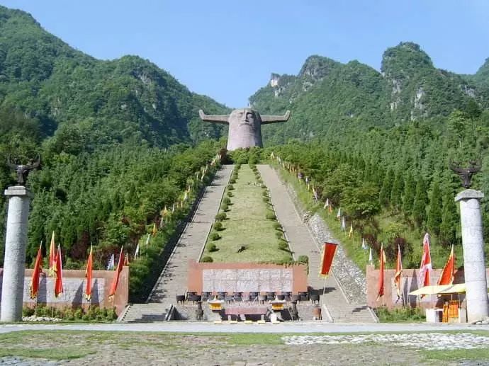 九宫山住宿价格是多少_九宫山山上住宿哪家好_九宫山旅游攻略住宿