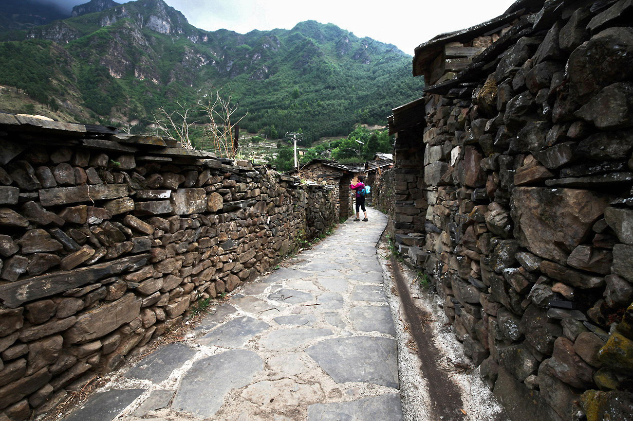 云南东川红土图片_云南东川红土地景区_云南东川红土地旅游攻略