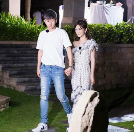 张杰时尚杂志_张杰时尚_张杰时尚大片