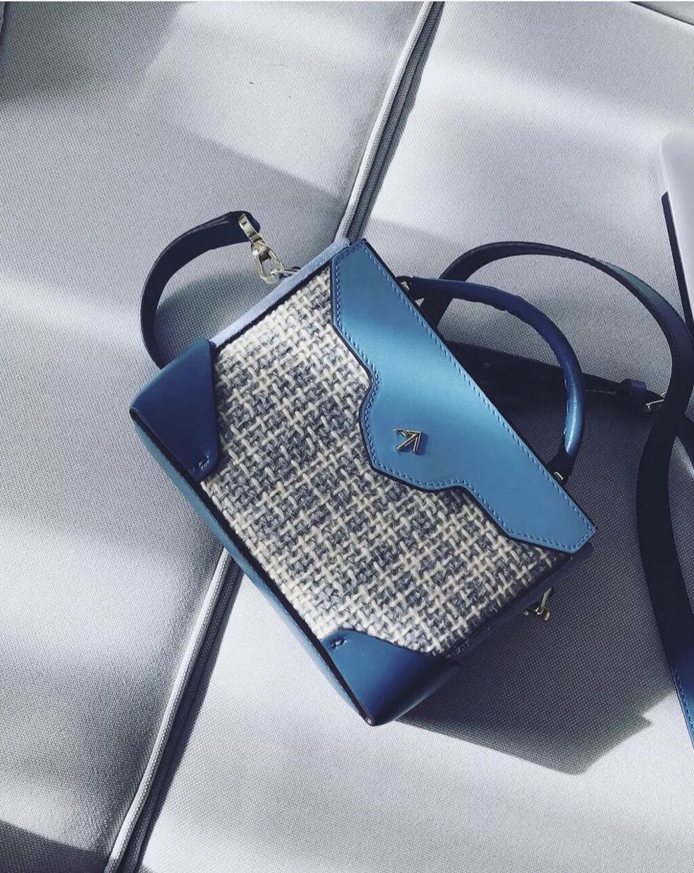 时尚包包网-时尚包