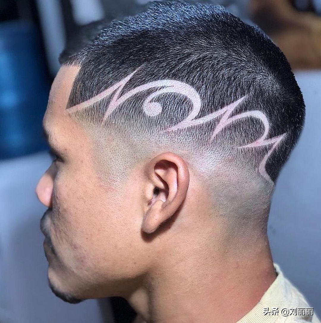 时尚成熟男士发型图片_男士成熟时尚发型图片_男士成熟的发型图片