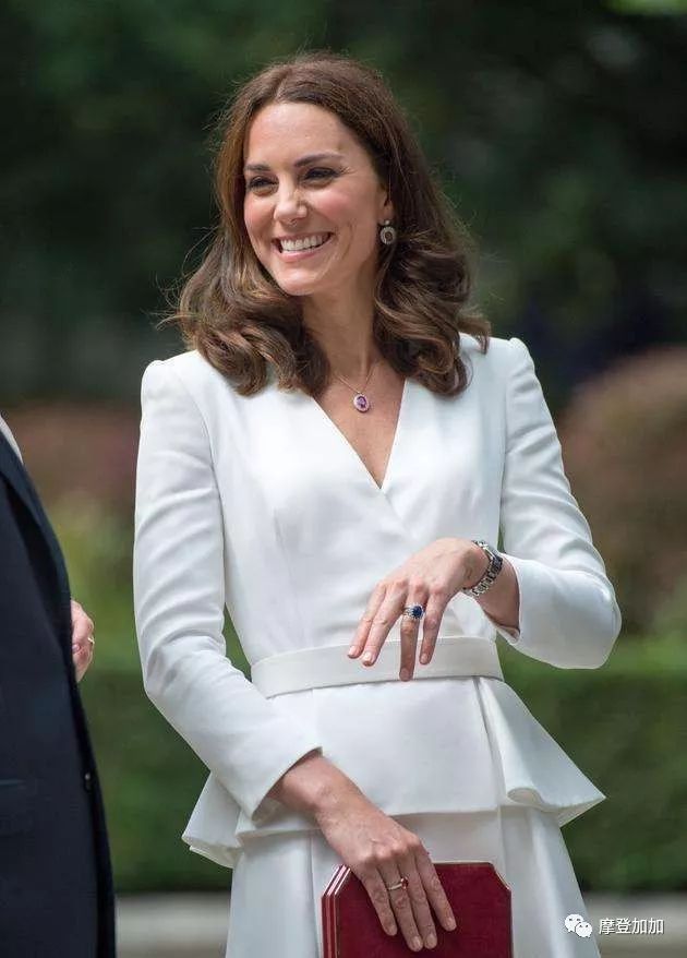 时尚王妃小说-王妃小说全文免费阅读(图13) 王妃小说完结_王妃小说全文免费阅读_时尚王妃小说