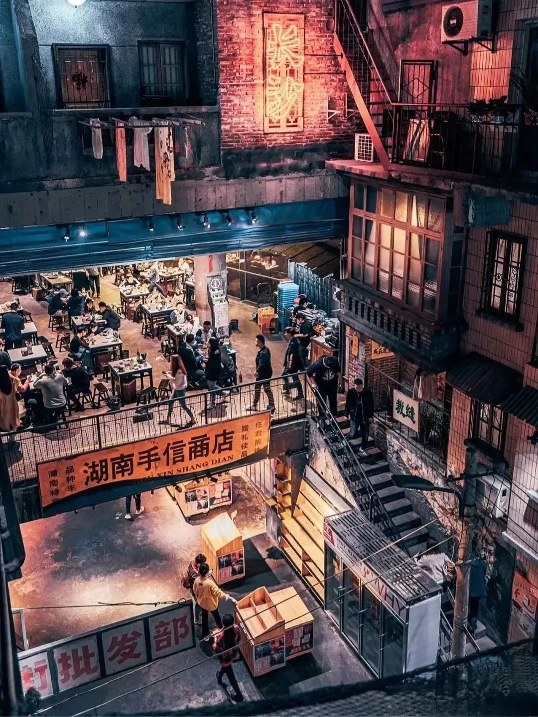 长沙凤凰古城旅游攻略_长沙至凤凰旅游攻略_长沙旅游攻略景点必去凤凰古城