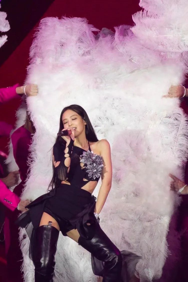 白色时尚音乐节-2012白色时尚音乐节(图4) 白色时装秀_白色时尚音乐节_2012白色时尚音乐节