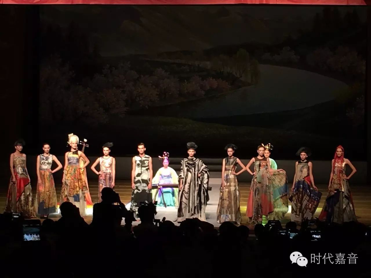 时尚文化厅_时尚文化墙创意设计图片_时尚文化有限公司