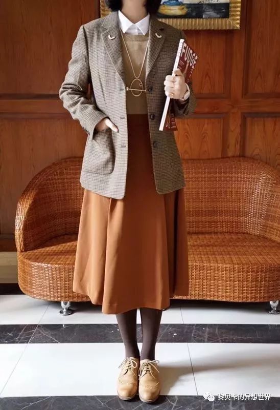 搭配时尚冬装的女装_冬装时尚搭配_冬季时尚搭配