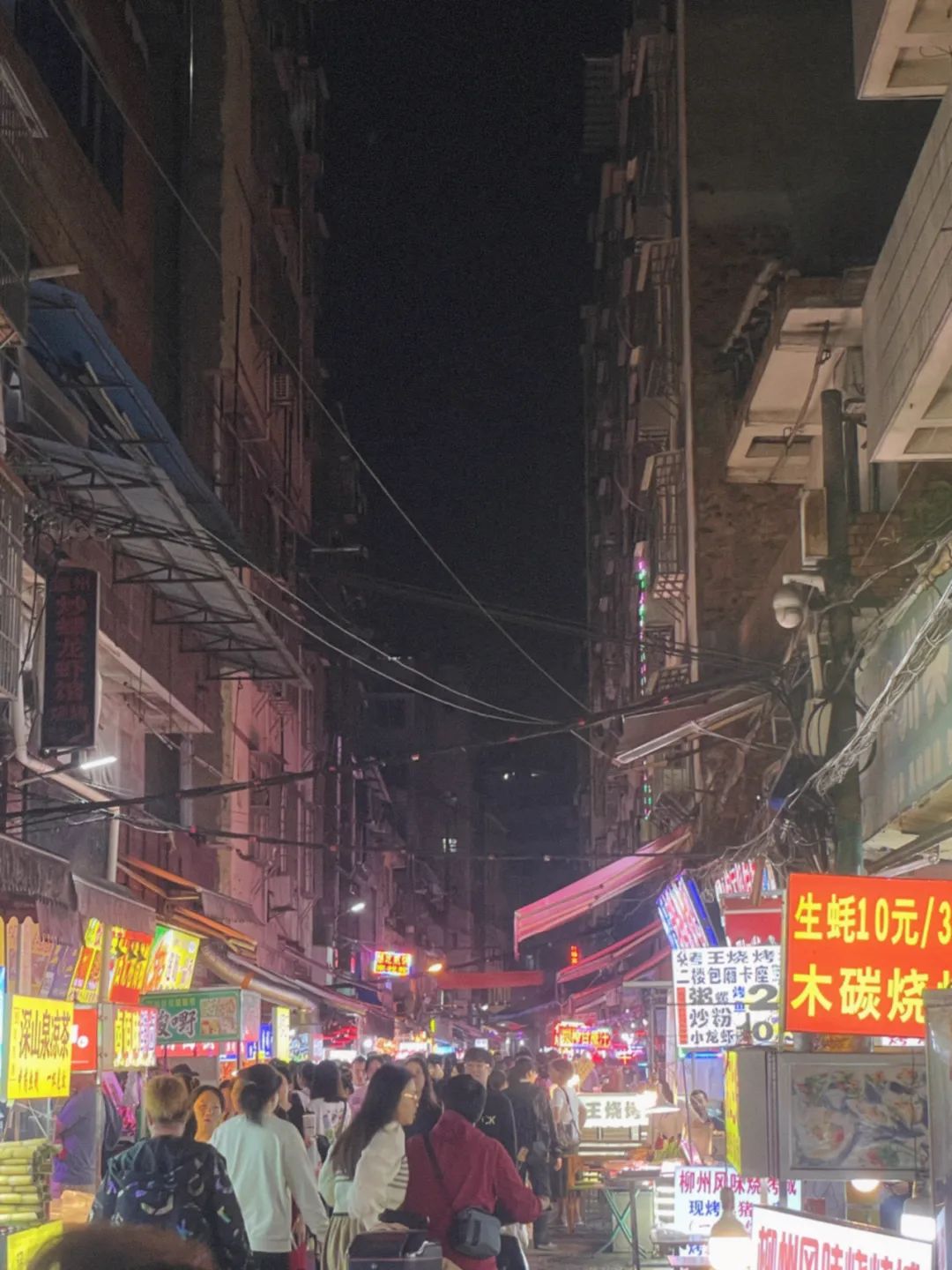 南宁到黄果树旅游攻略_南宁到黄果树瀑布旅游攻略_黄果树到南宁沿途有的景点