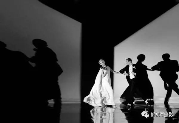 国际知名时尚摄影师_世界时尚摄影大师_世界时尚摄影师网站