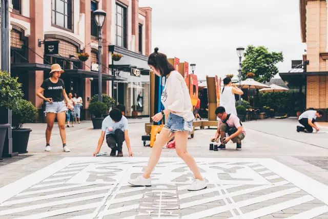 qq时尚都市限量设计图_qq时尚都市s级设计图_时尚都市qq空间