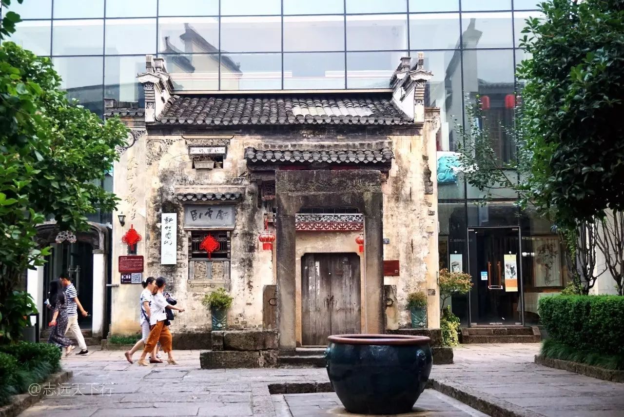 屯溪老街长什么样_屯溪老街美食攻略_屯溪老街旅游攻略小吃