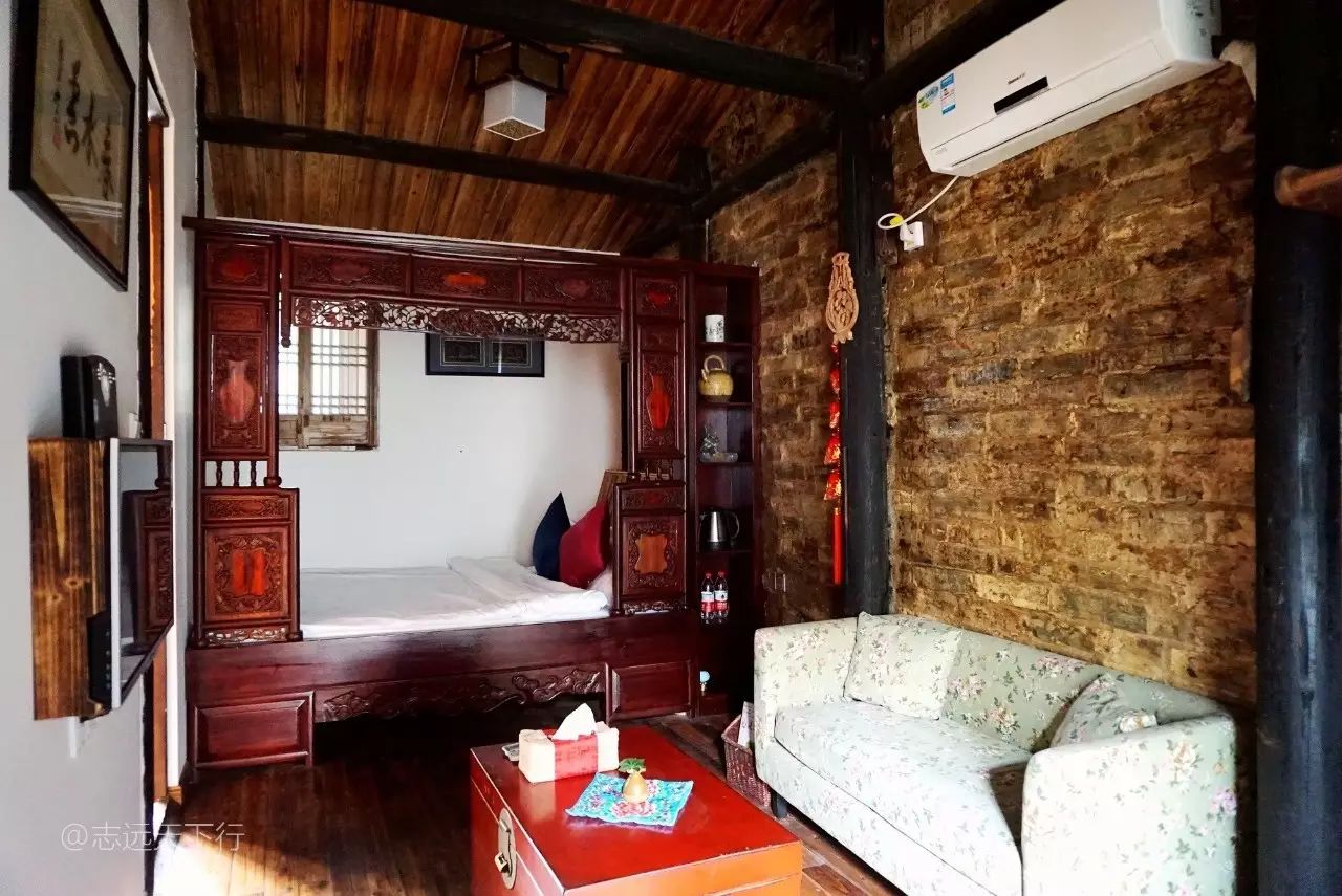 屯溪老街旅游攻略小吃_屯溪老街美食攻略_屯溪老街长什么样